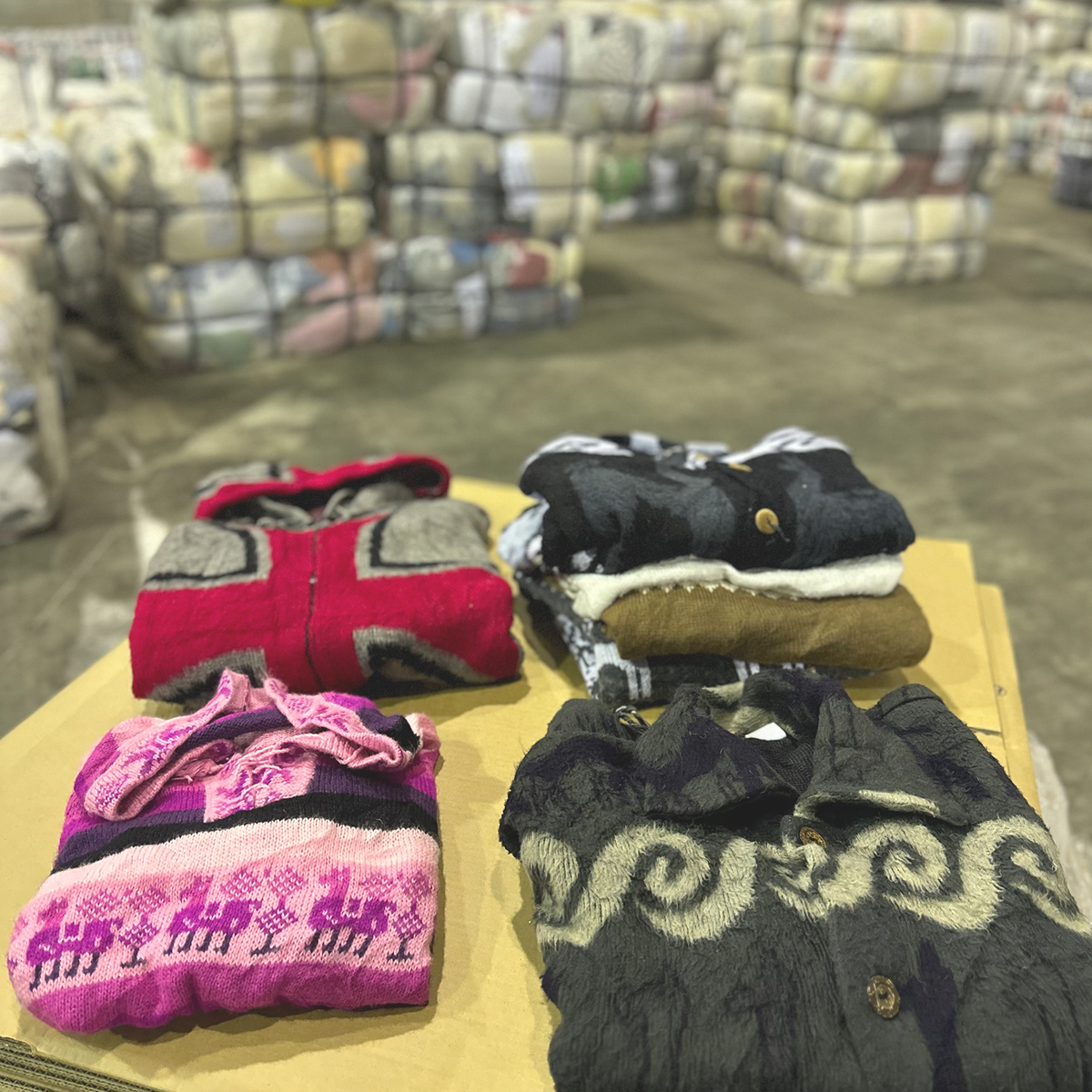 Ecuador Mix Knitwear Sweaters 45kg Bale - Image 3