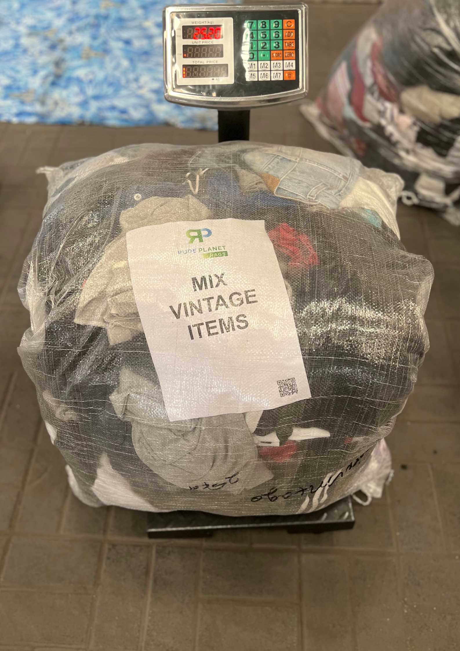 Mix Vintage Items 25kg Sack -