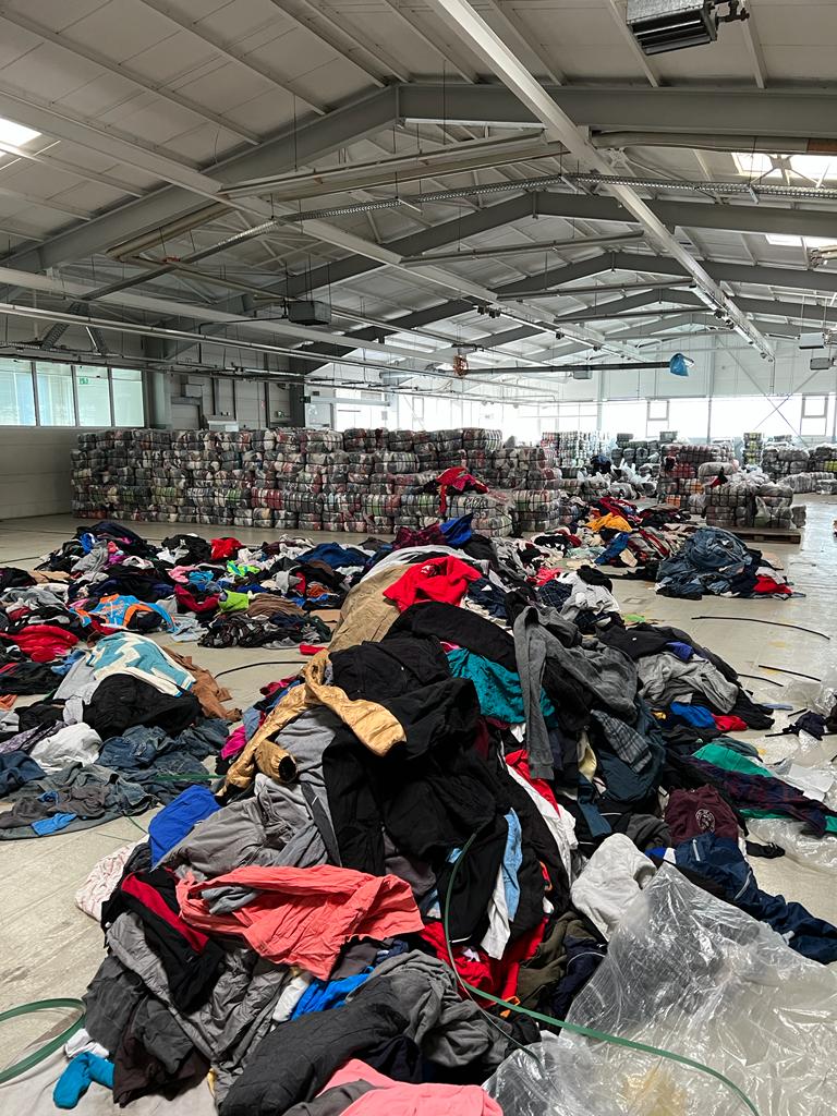 Mix Grade £0.50p per kg Clearance Sale (100kg Bundle) Non Refundable or Returnable